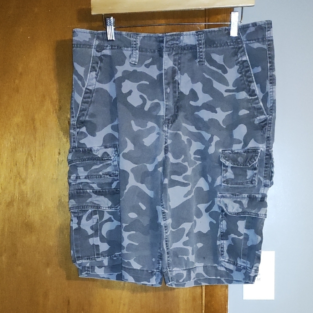 Faded Glory Charcoal Cargo Shorts
